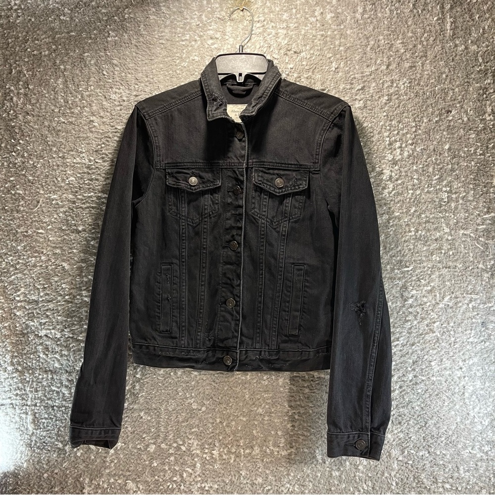 Ambercrombie & Fitch Denim Jean Jacket, Distressed, Size Small Black Pockets